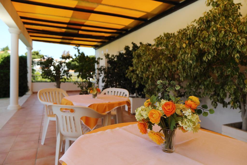 Mira Parque Bed and Breakfast Αλμπουφέιρα Εξωτερικό φωτογραφία
