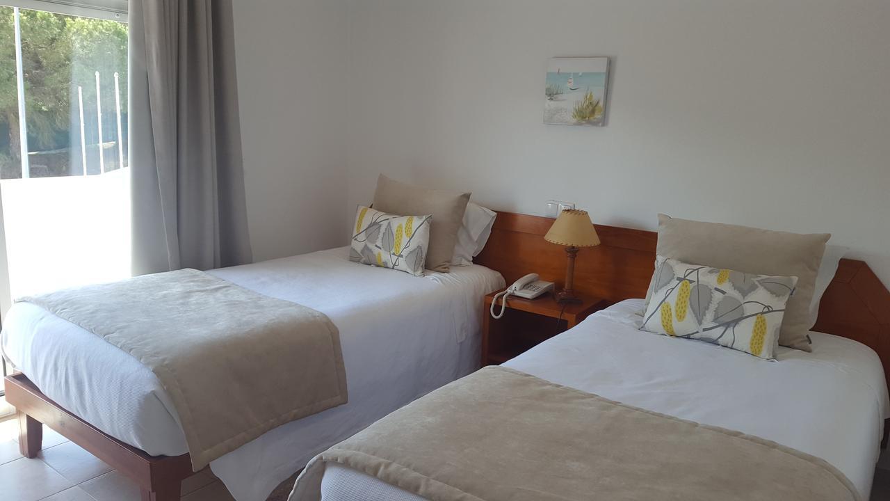 Mira Parque Bed and Breakfast Αλμπουφέιρα Εξωτερικό φωτογραφία