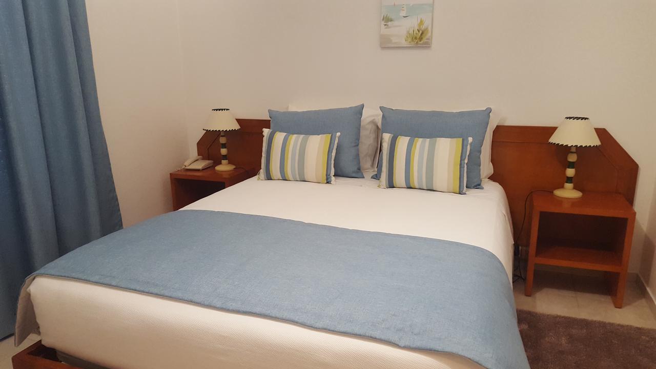 Mira Parque Bed and Breakfast Αλμπουφέιρα Εξωτερικό φωτογραφία